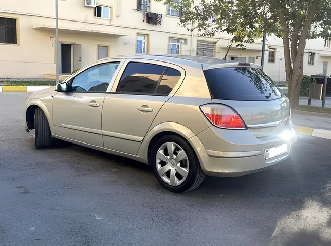 Opel Astra, 1.4 L, 2005 i̇l, 236 596 km, Yevlax - Qiymət: 8 500 ₼ - Tunel.az