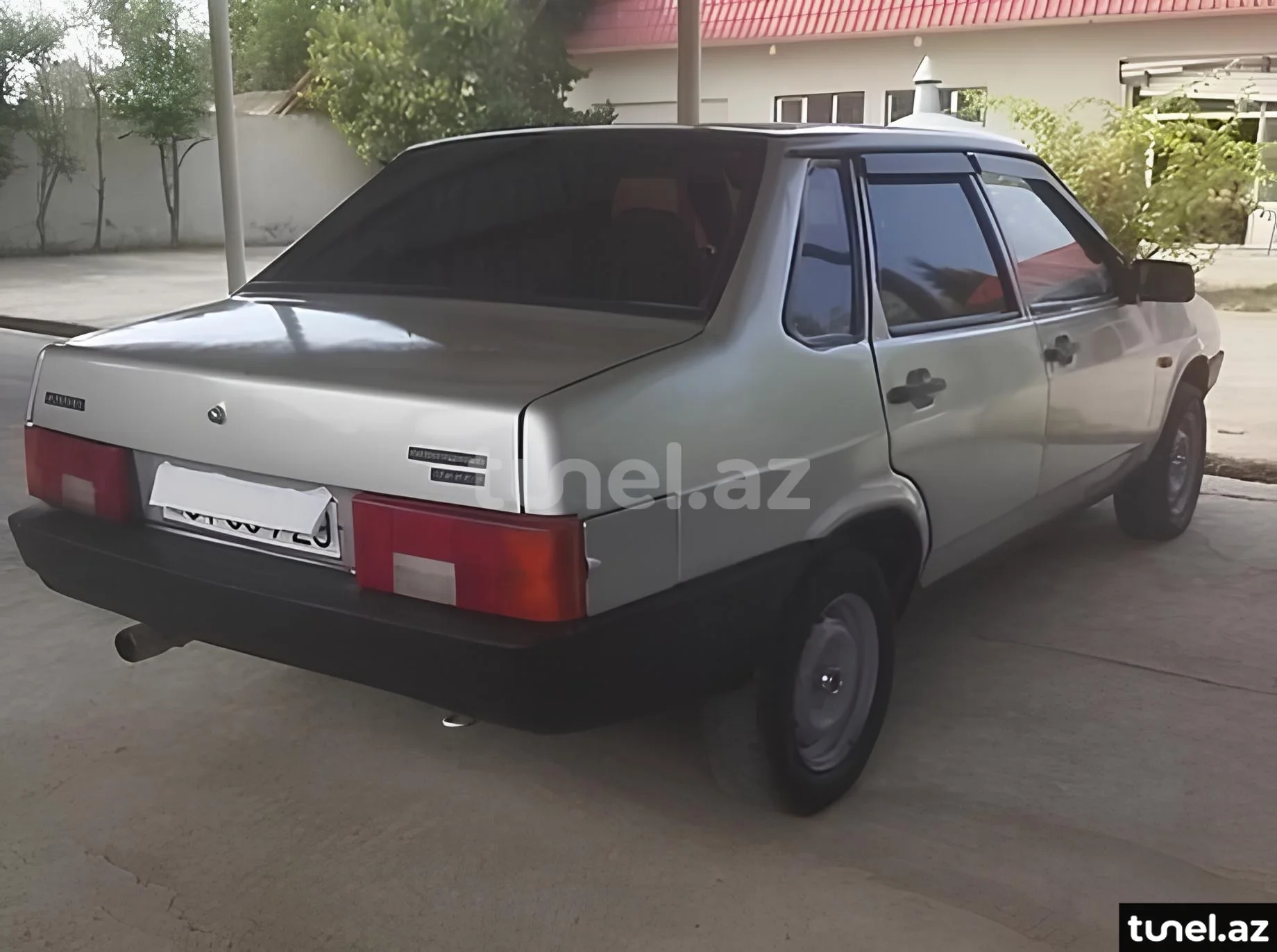 LADA (VAZ) 2109 2004
