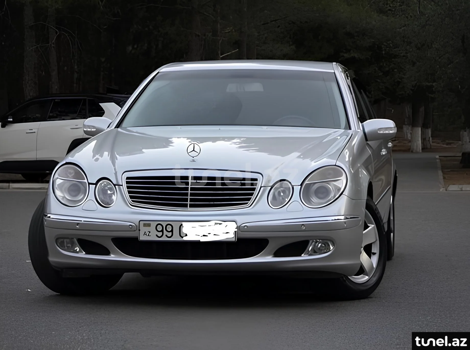 Mercedes E 220 2004