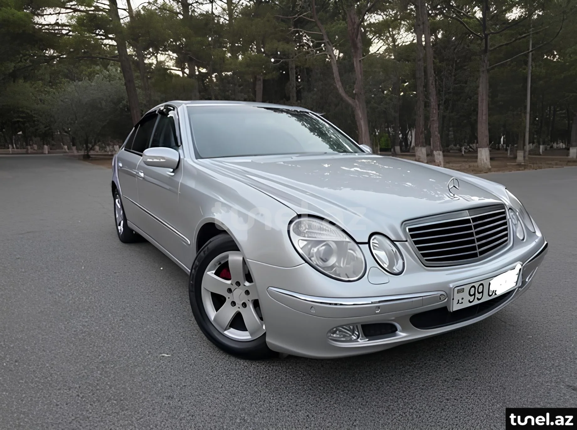 Mercedes E 220 2004