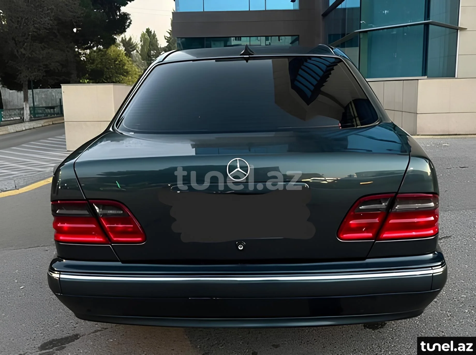 Mercedes E 240 2001