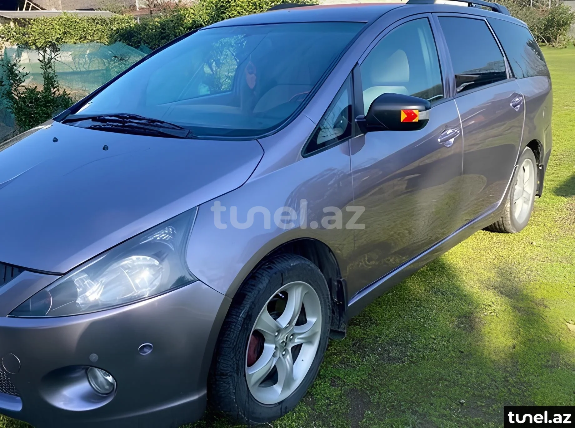 Mitsubishi Grandis 2004