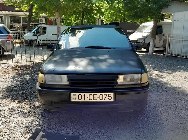 Opel Vectra, 1.6 L, 1991 i̇l, 200 000 km, Füzuli - Qiymət: 2 600 ₼ - Tunel.az