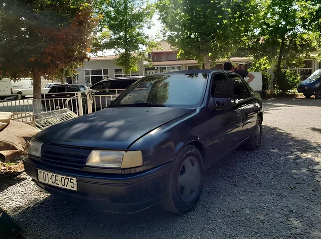 Opel Vectra, 1.6 L, 1991 i̇l, 200 000 km, Füzuli - Qiymət: 2 600 ₼ - Tunel.az