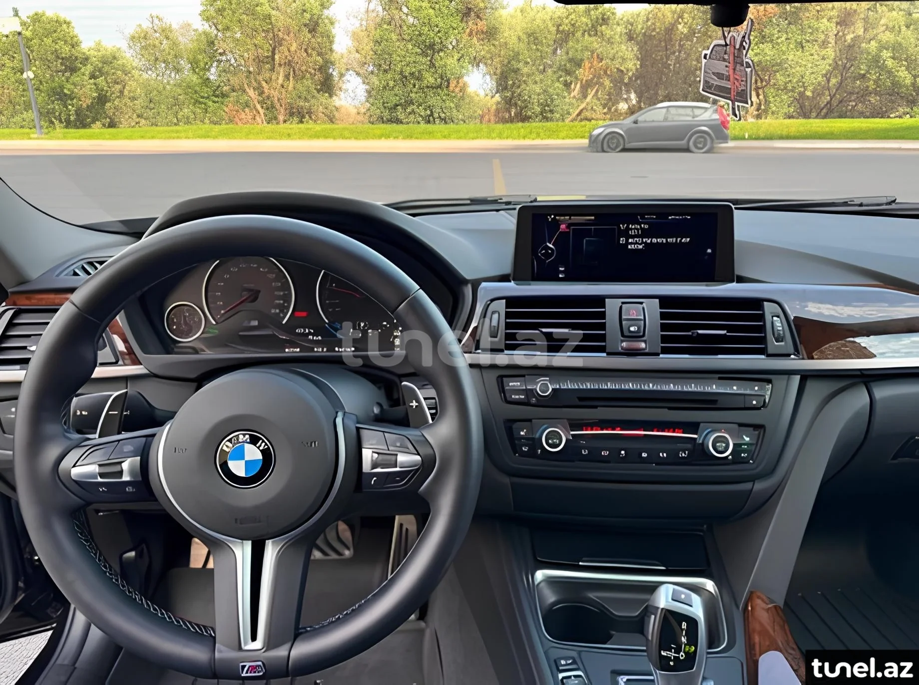 BMW 320 2016