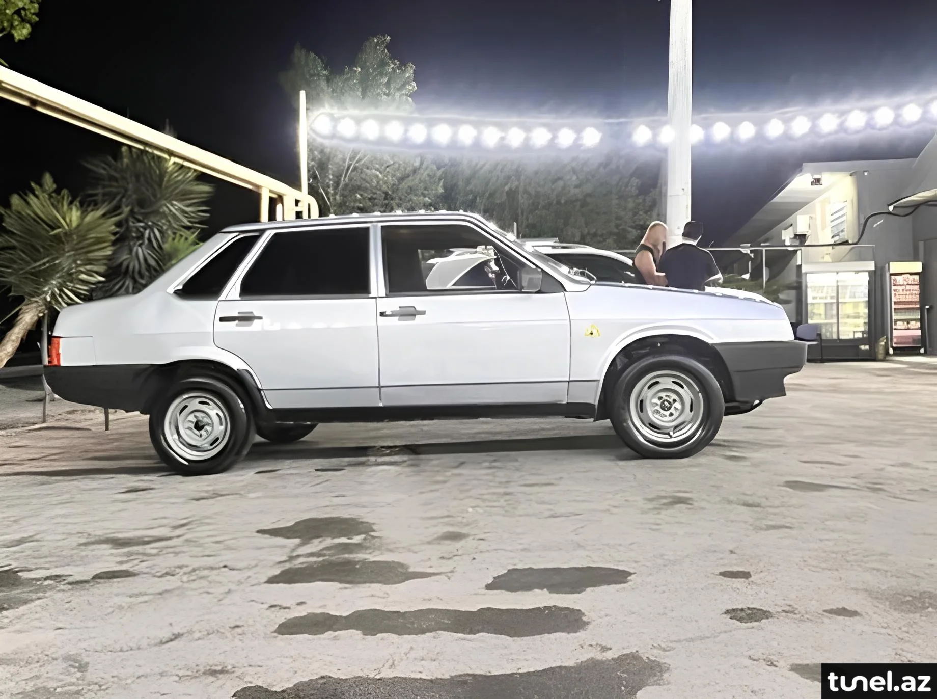 LADA (VAZ) 21099 1998