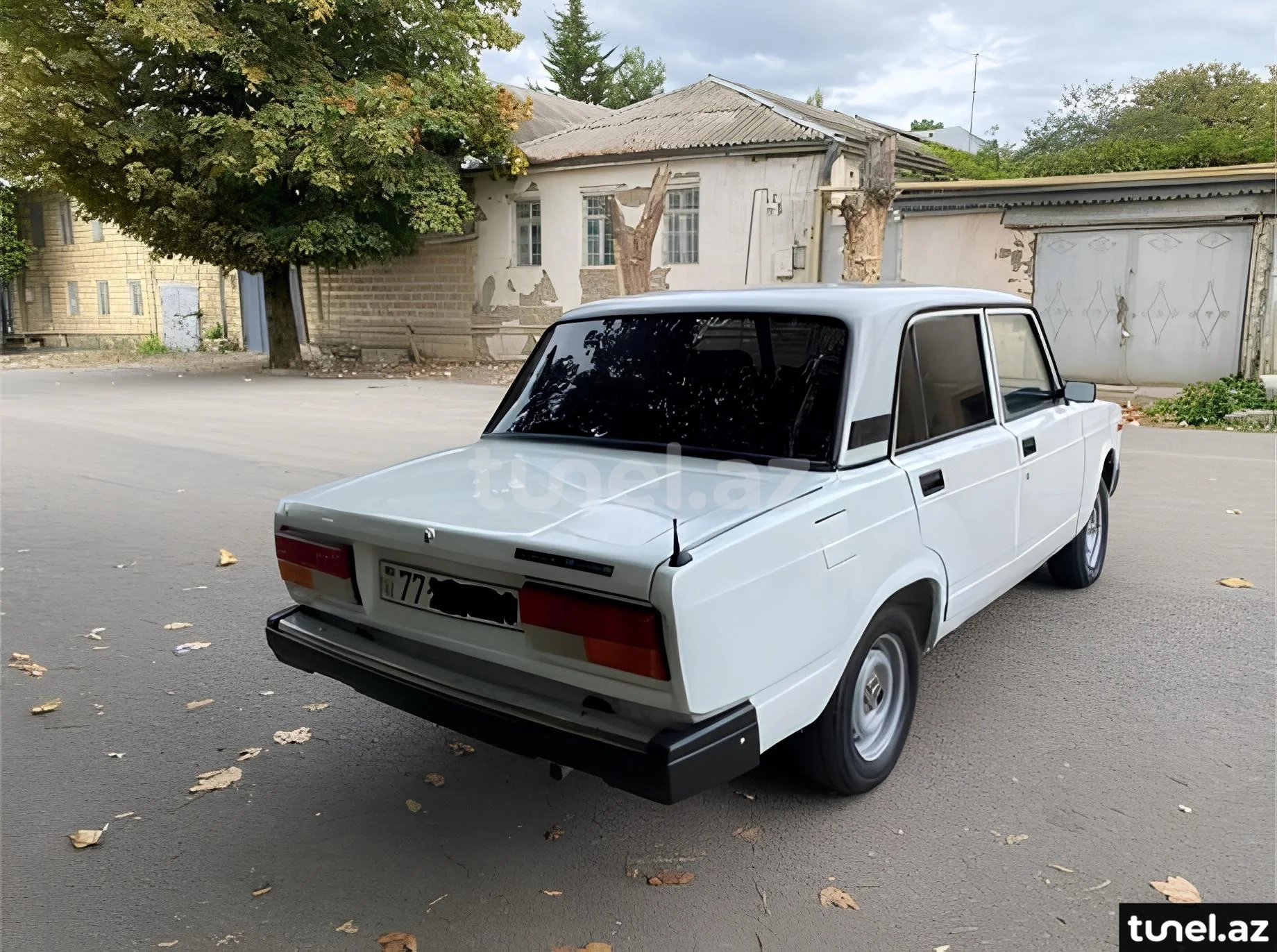 LADA (VAZ) 2107 2000