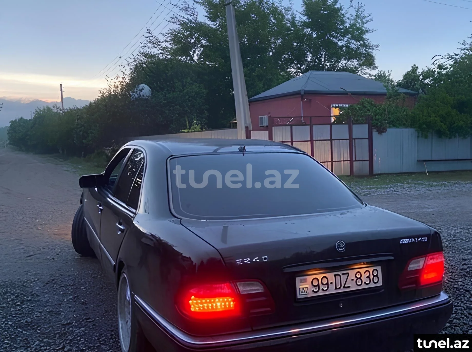 Mercedes E 240 1999