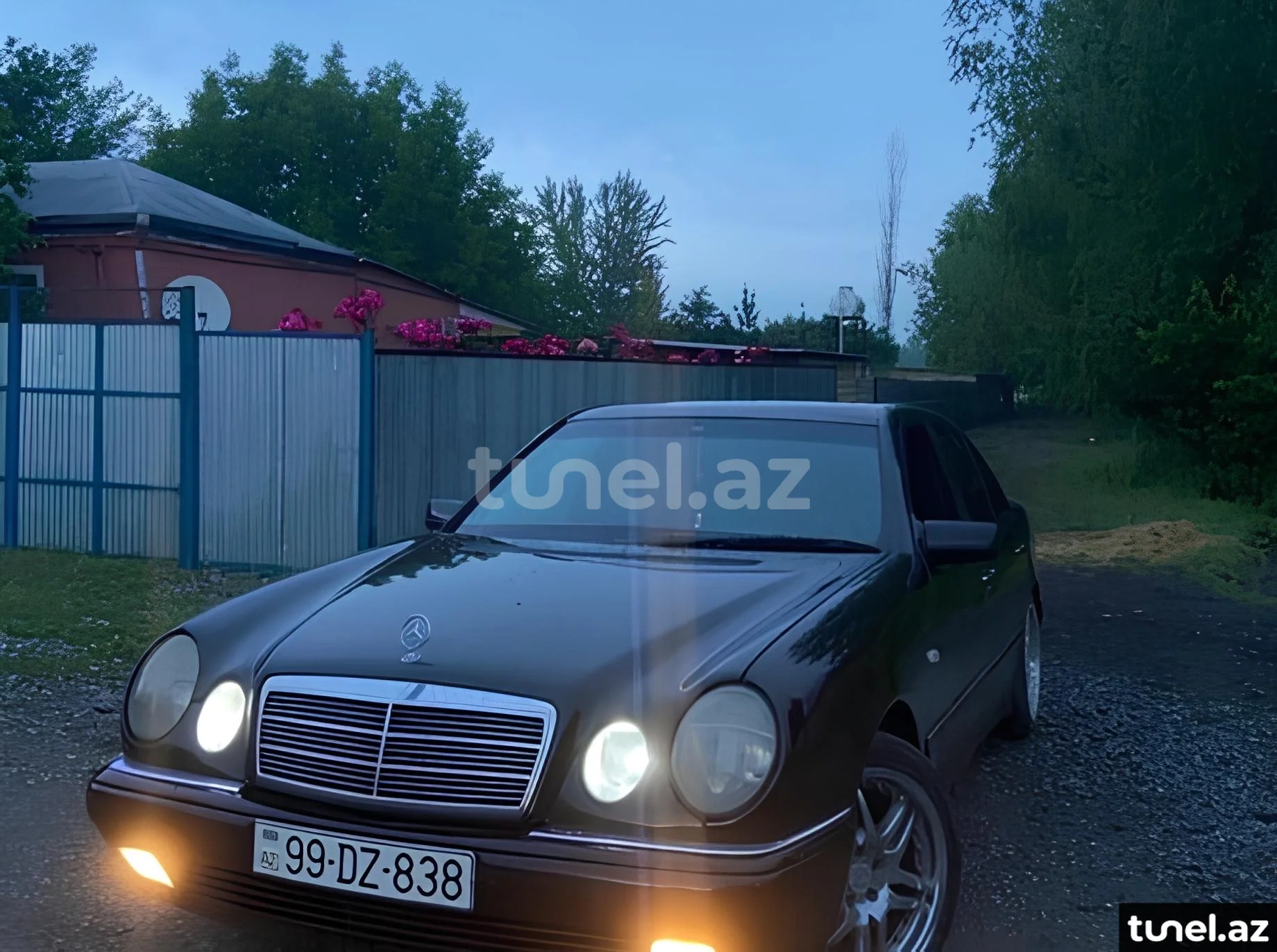 Mercedes E 240 1999