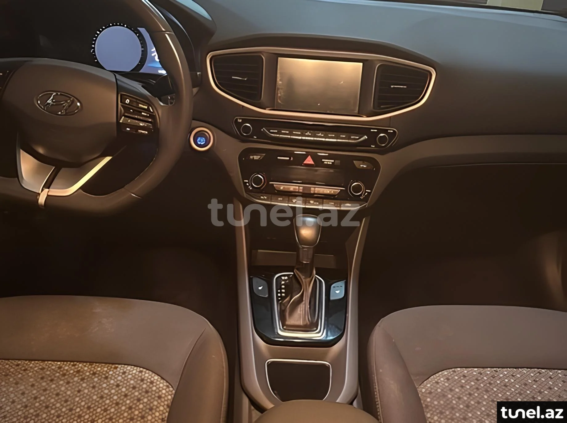 Hyundai IONIQ 2018