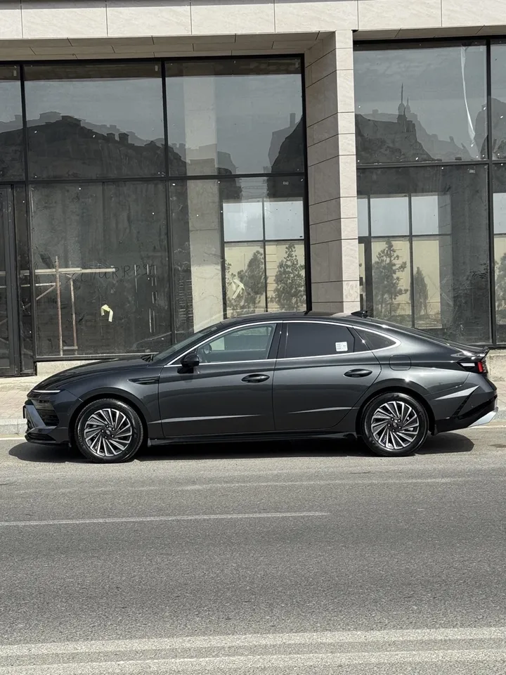 Hyundai Sonata, 2.0 L, 2025 i̇l, 2 600 km, Bakı - Qiymət: 60 500 ₼ - Tunel.az