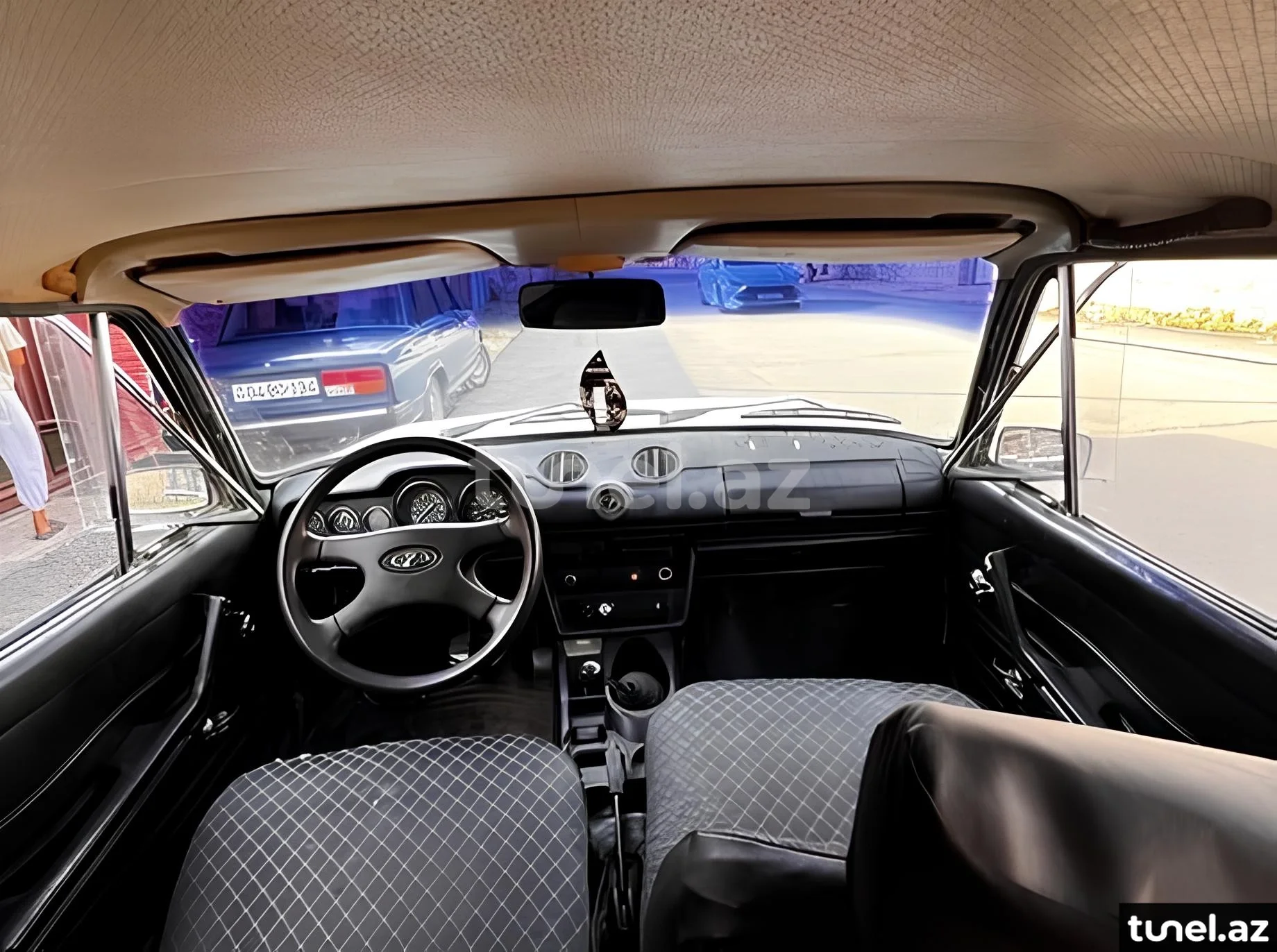 LADA (VAZ) 2106 1985