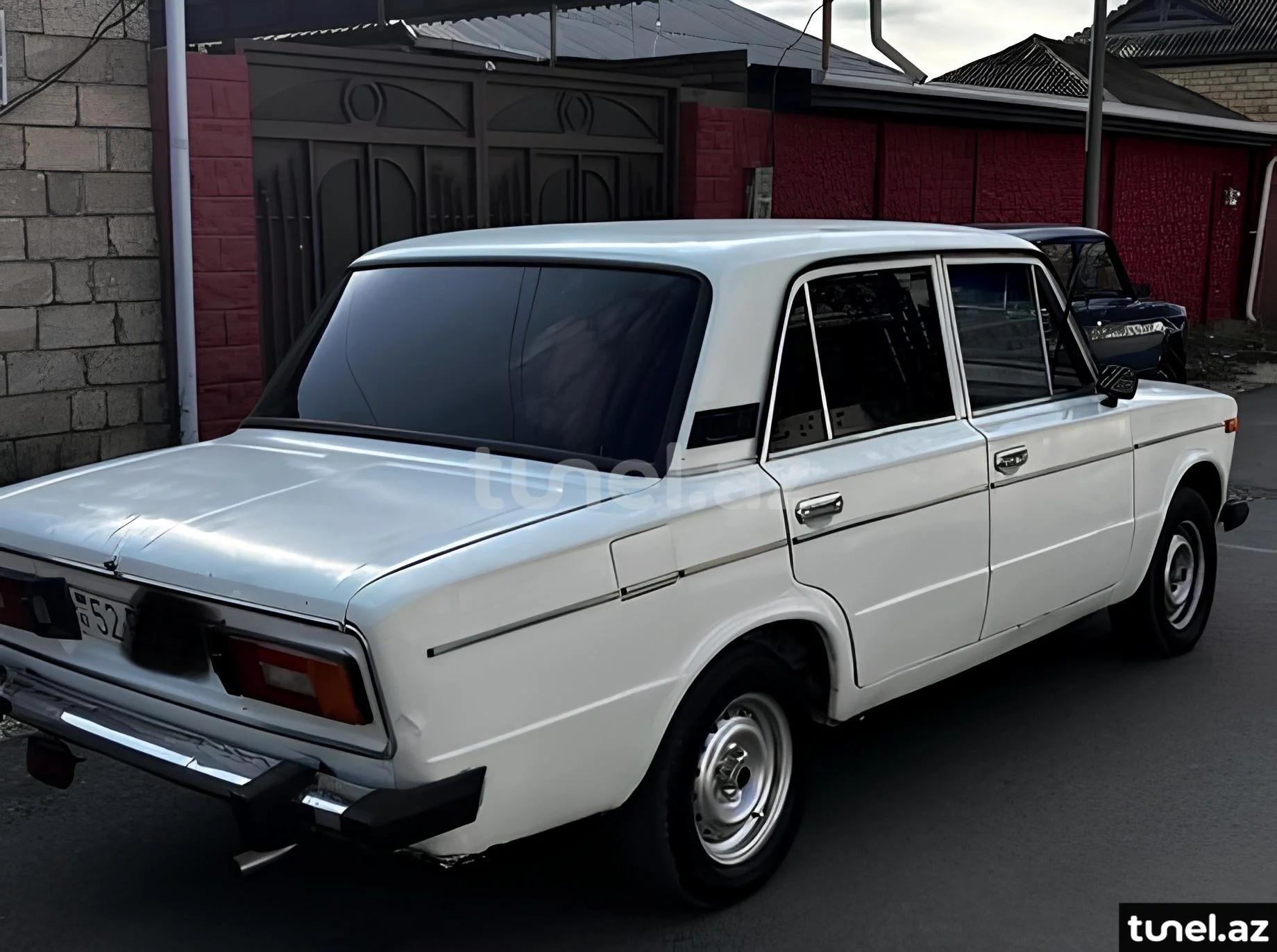 LADA (VAZ) 2106 1985
