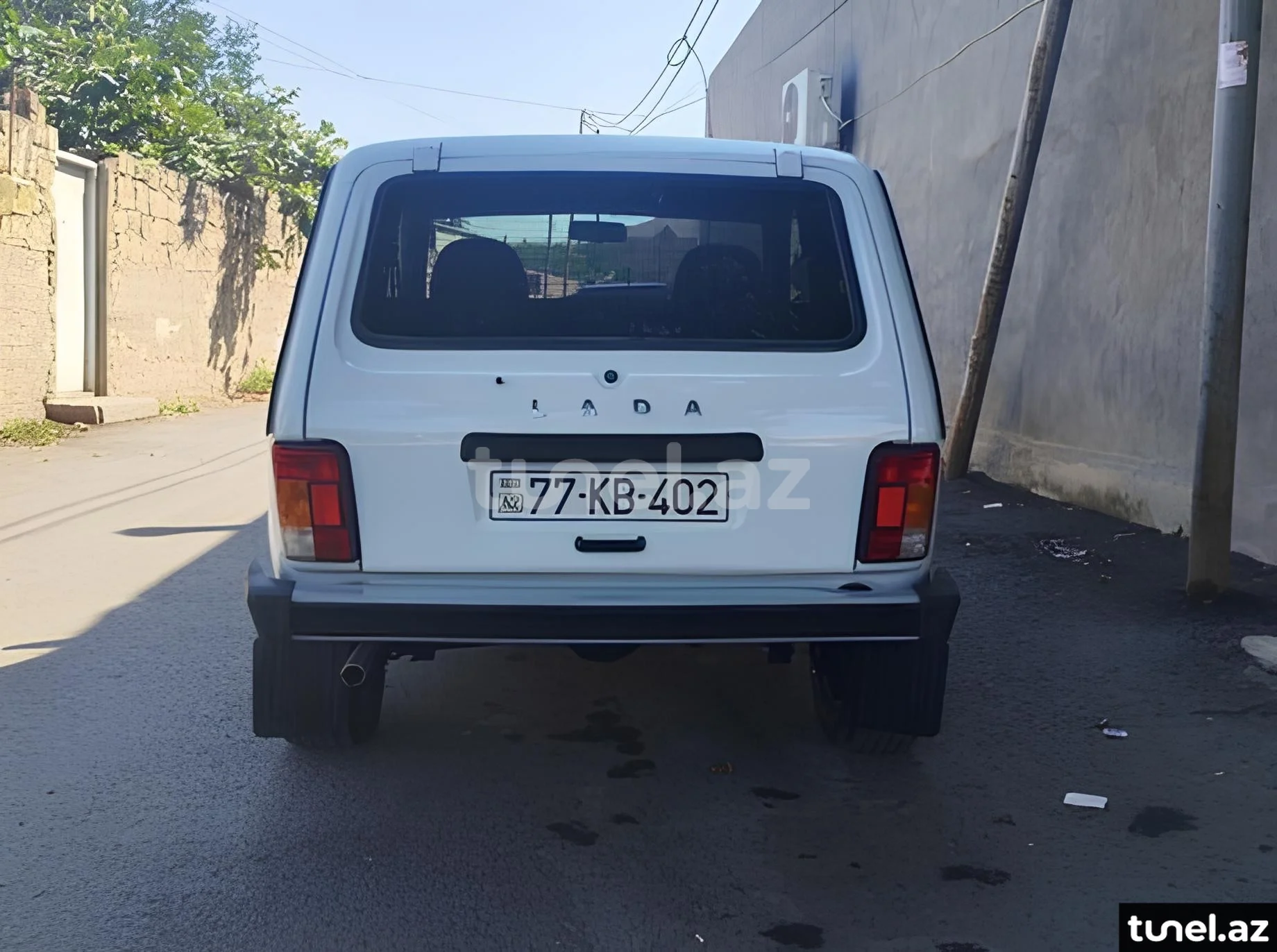 LADA (VAZ) Niva 2015