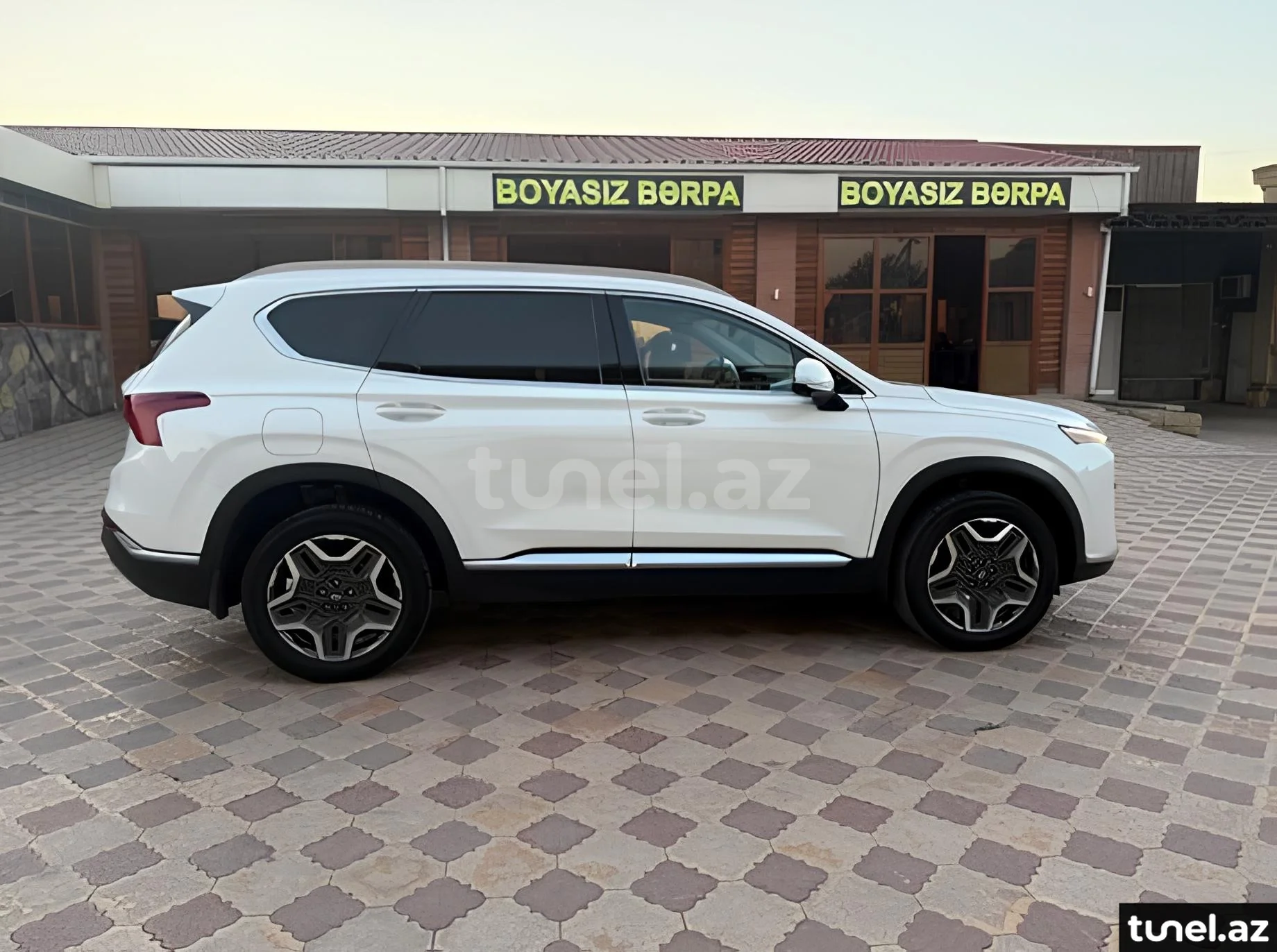 Hyundai Santa Fe 2023