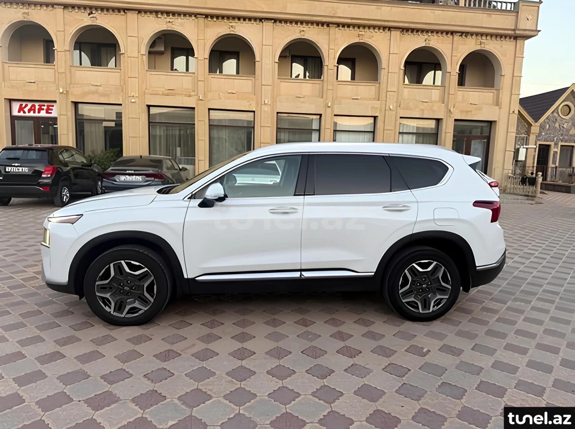 Hyundai Santa Fe 2023