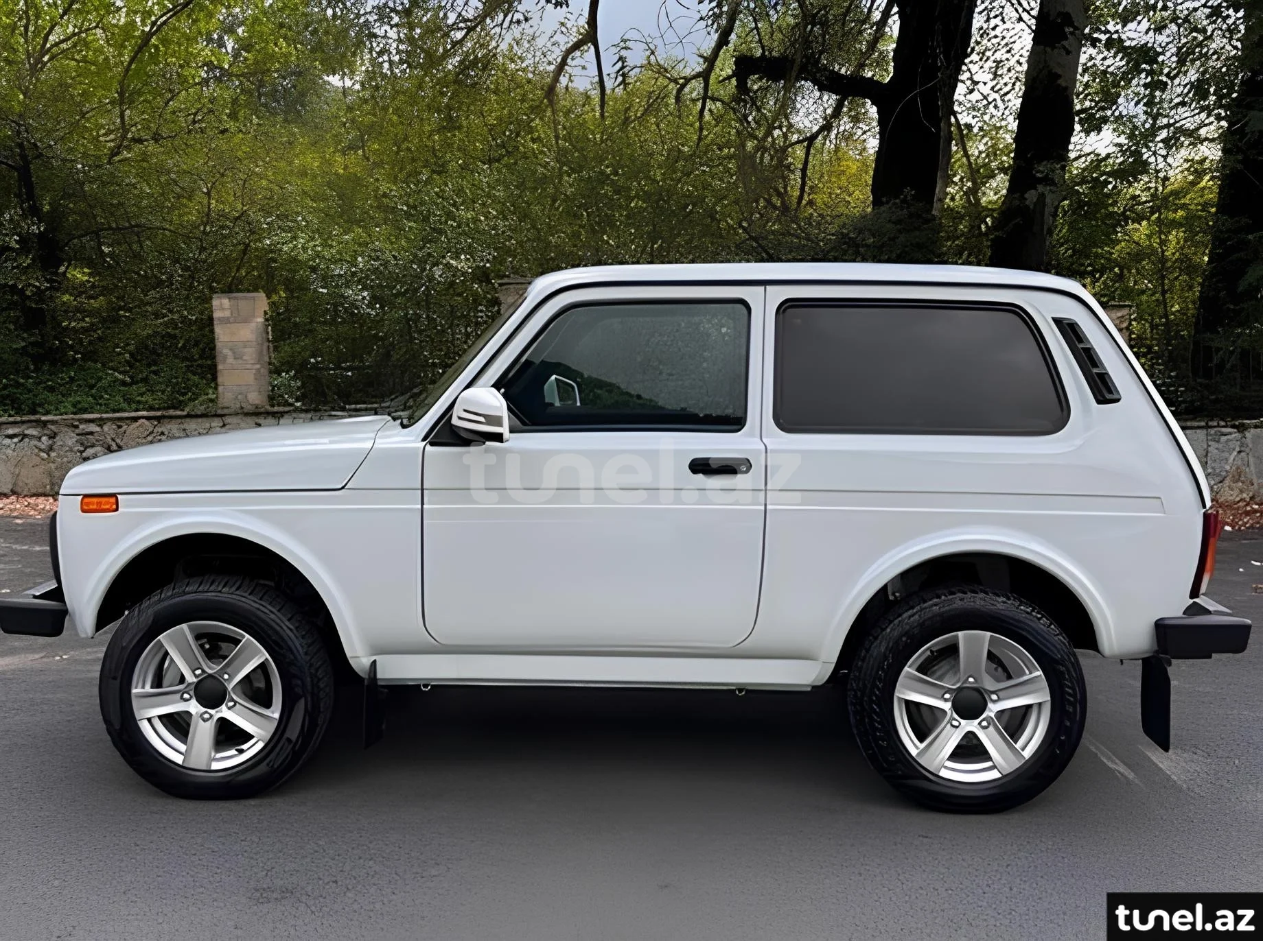 LADA (VAZ) Niva 2024