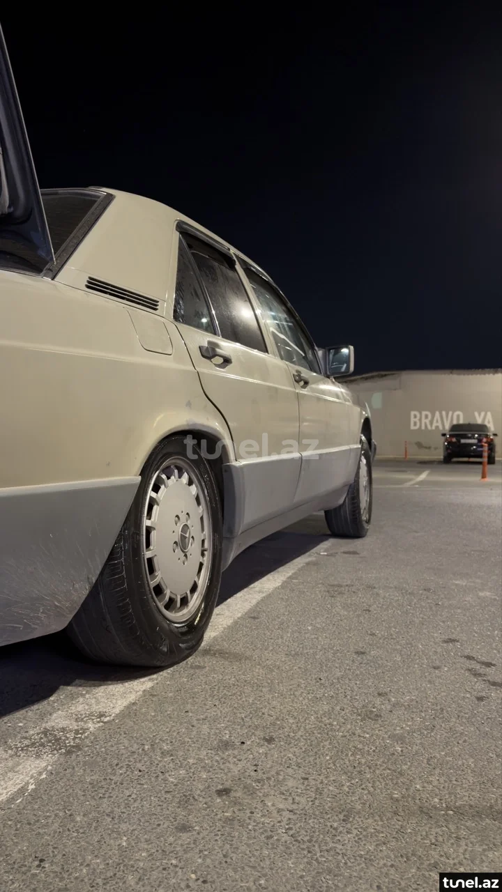 Mercedes 190 1992