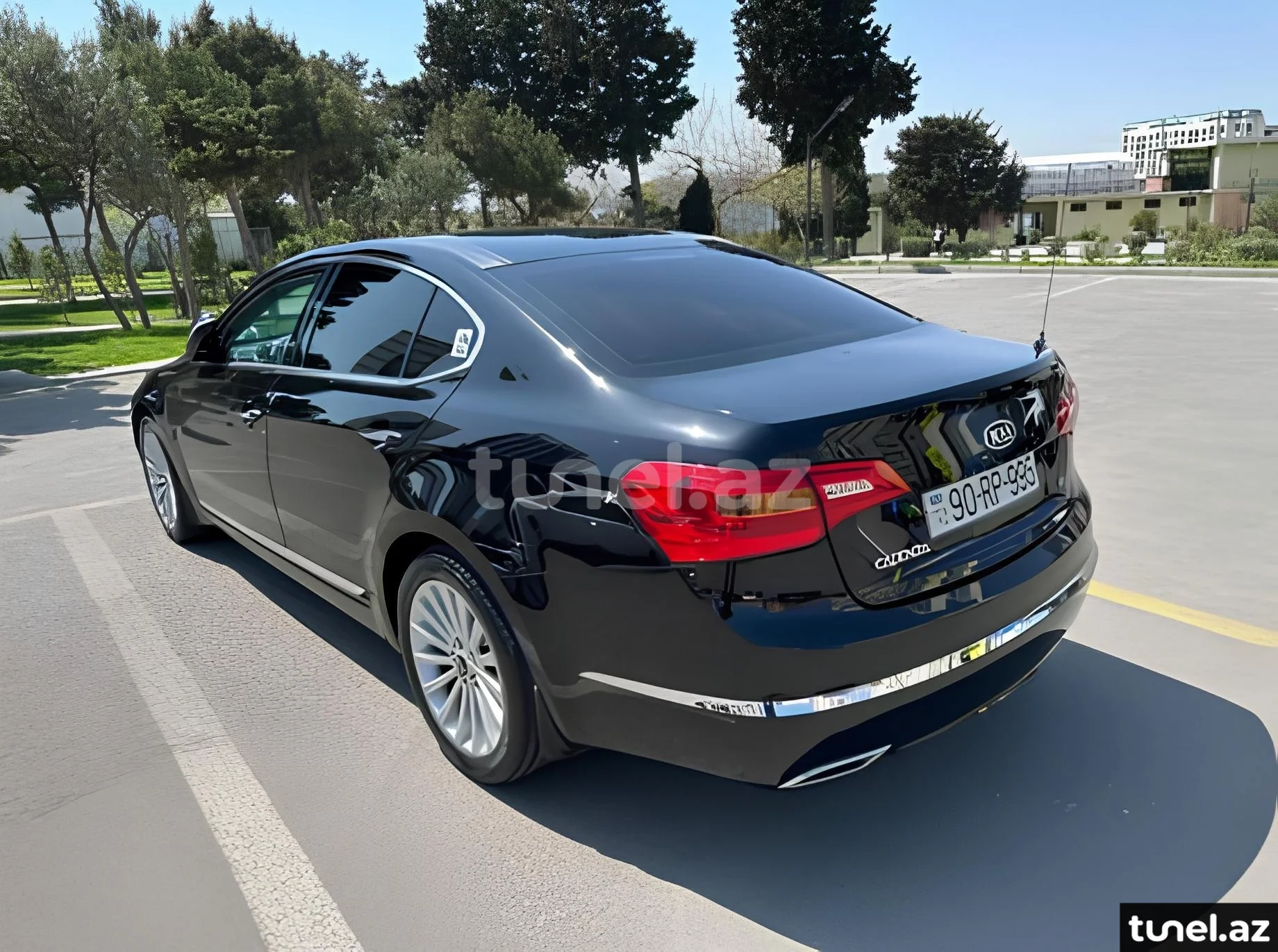 Kia Cadenza 2012