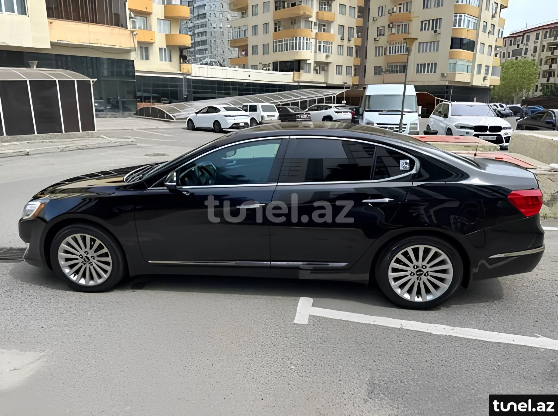 Kia Cadenza 2012