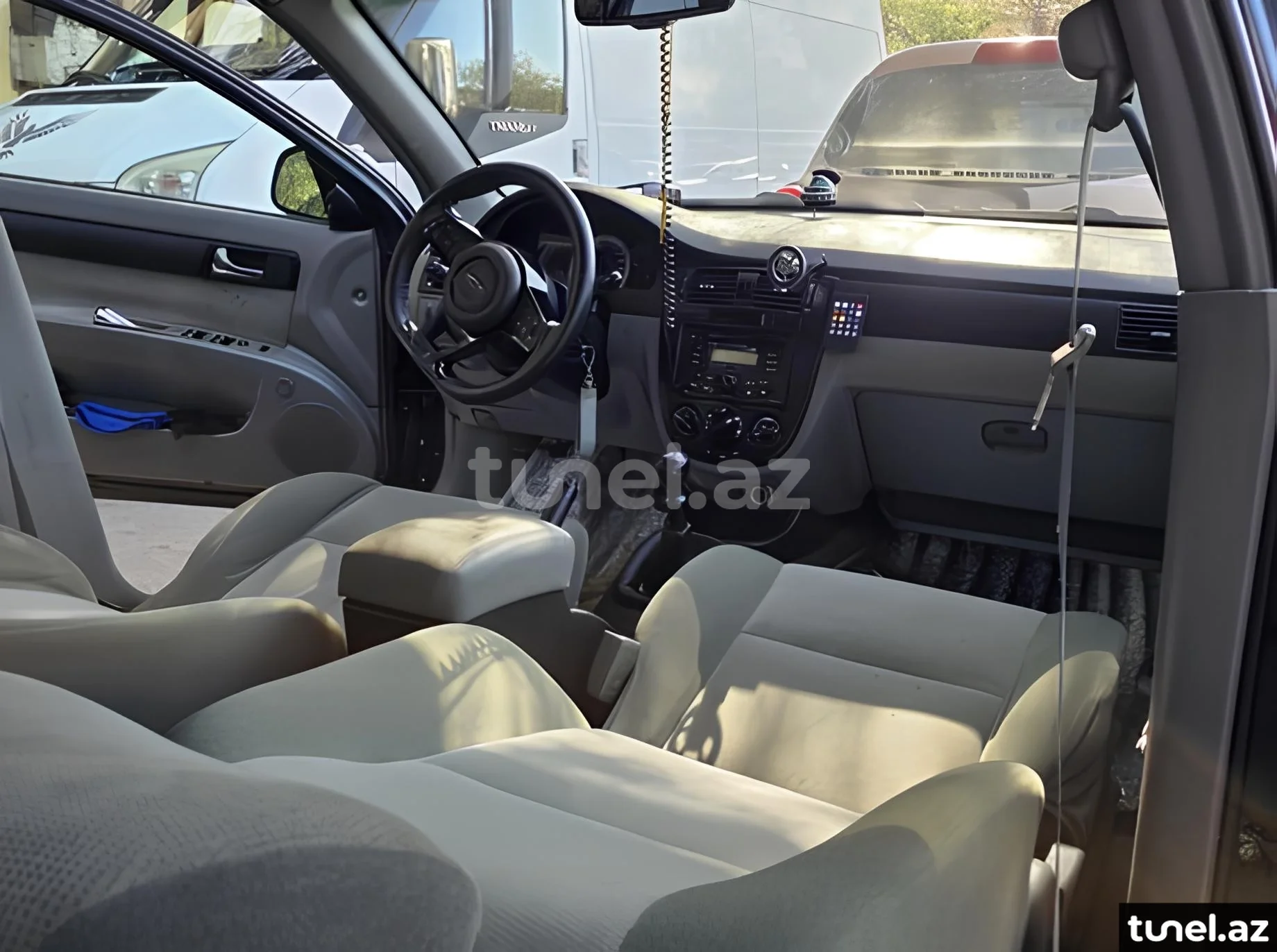 Daewoo Gentra 2014