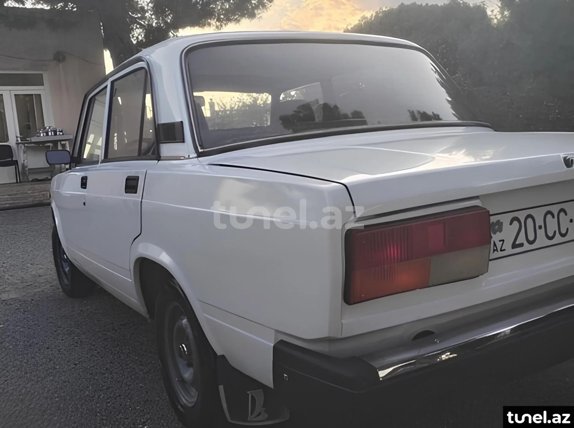 LADA (VAZ) 2107 2011