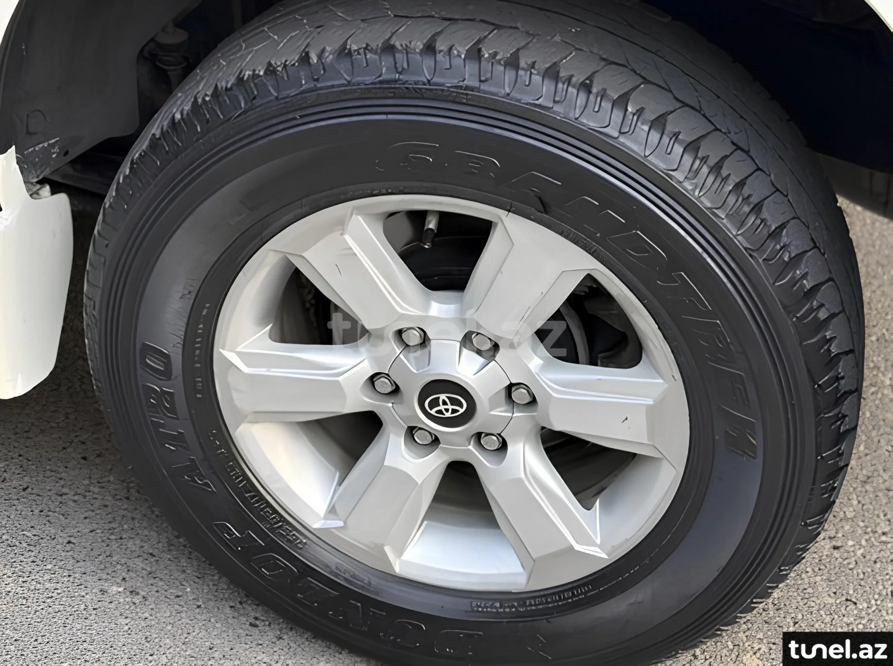 Toyota Land Cruiser Prado 2013