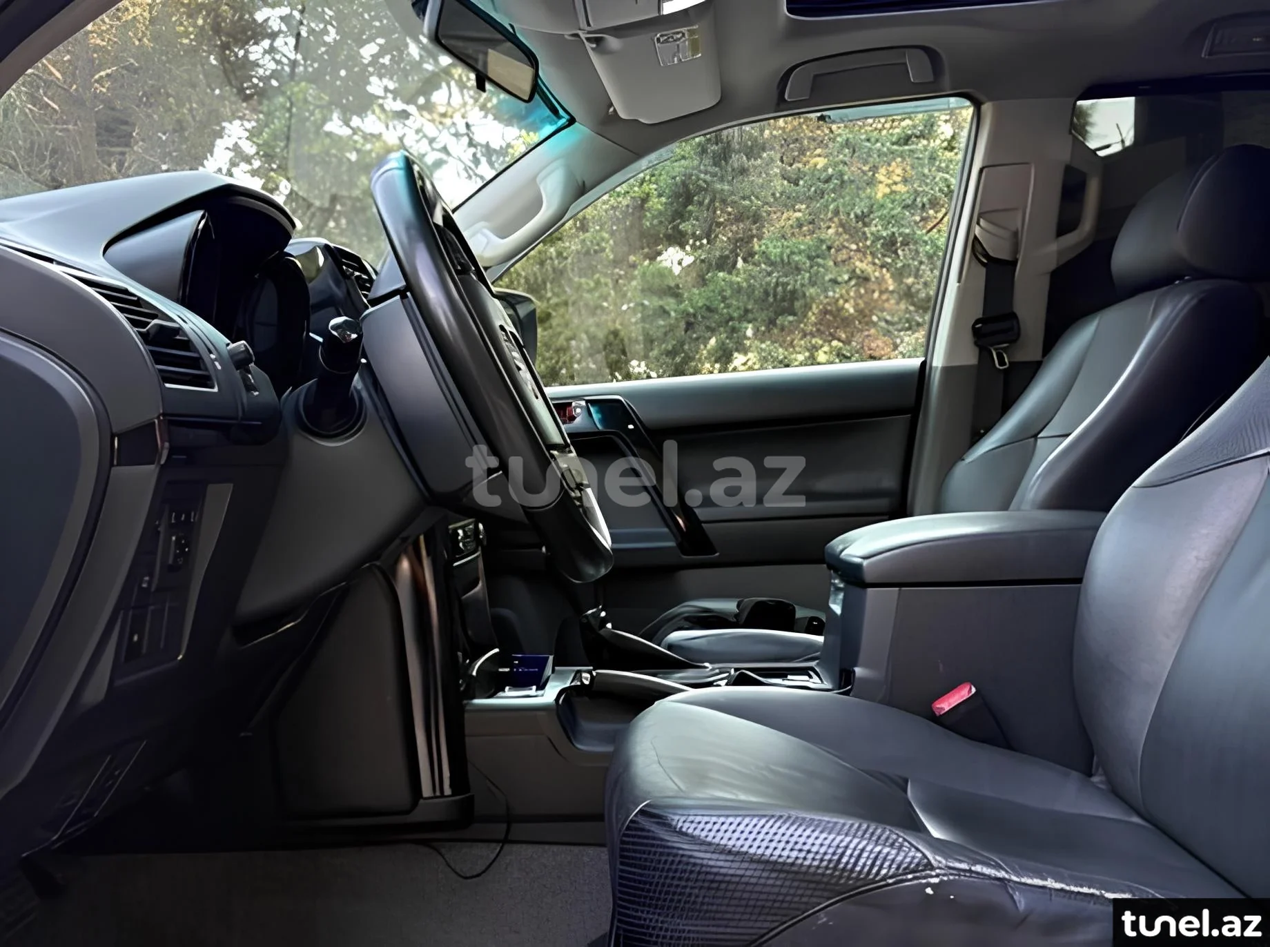 Toyota Land Cruiser Prado 2012