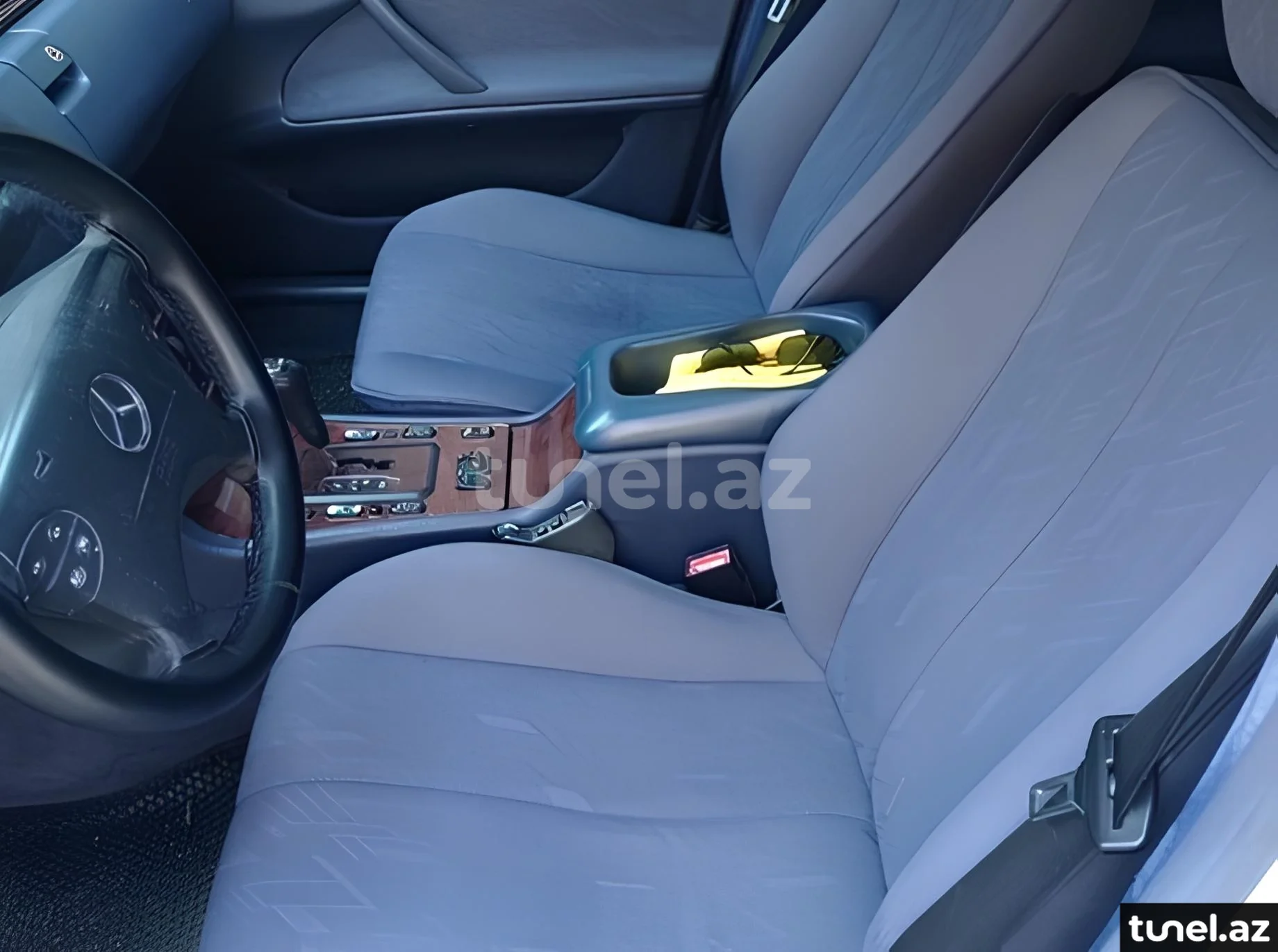 Mercedes E 240 1999