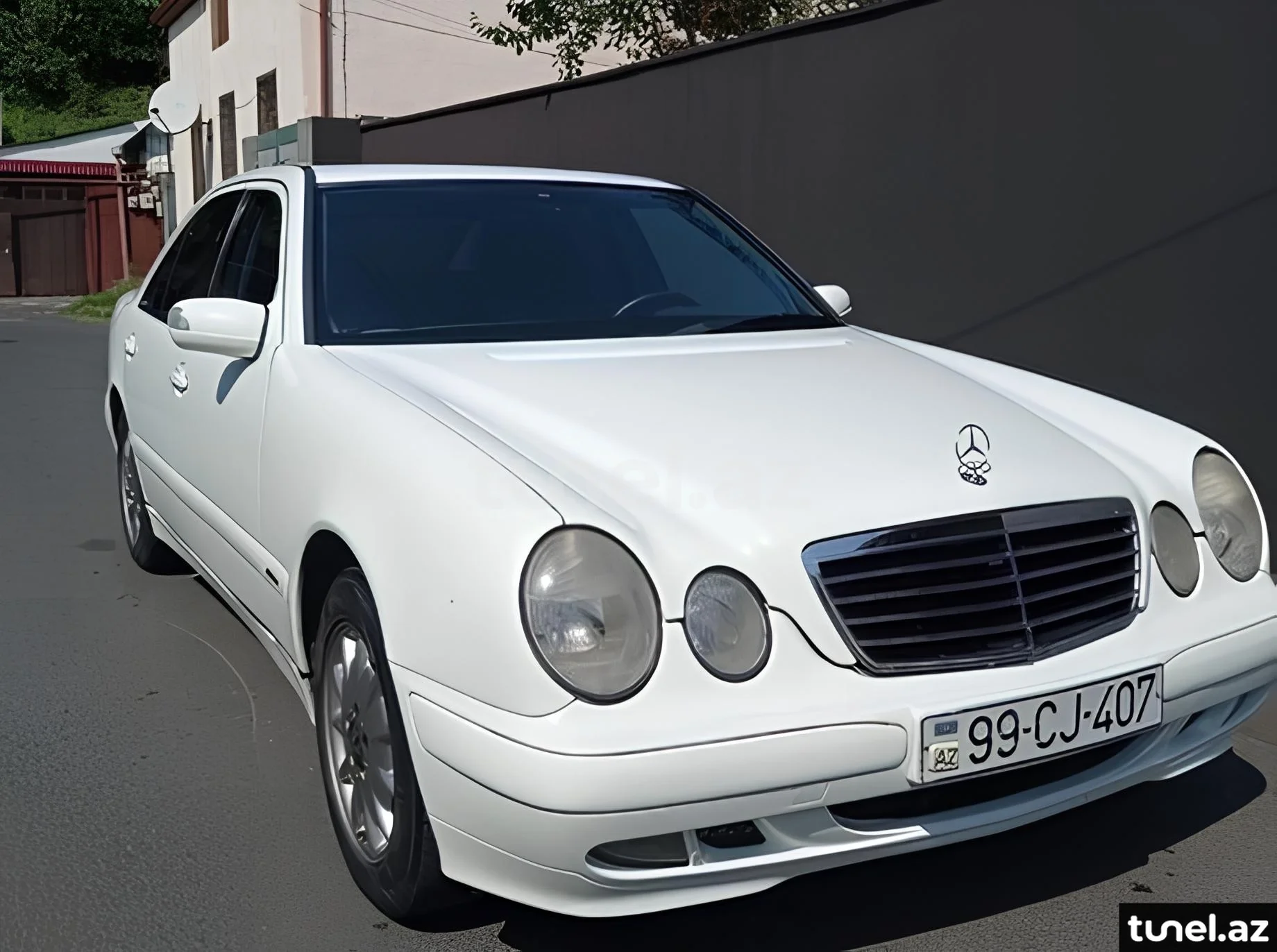 Mercedes E 240 1999