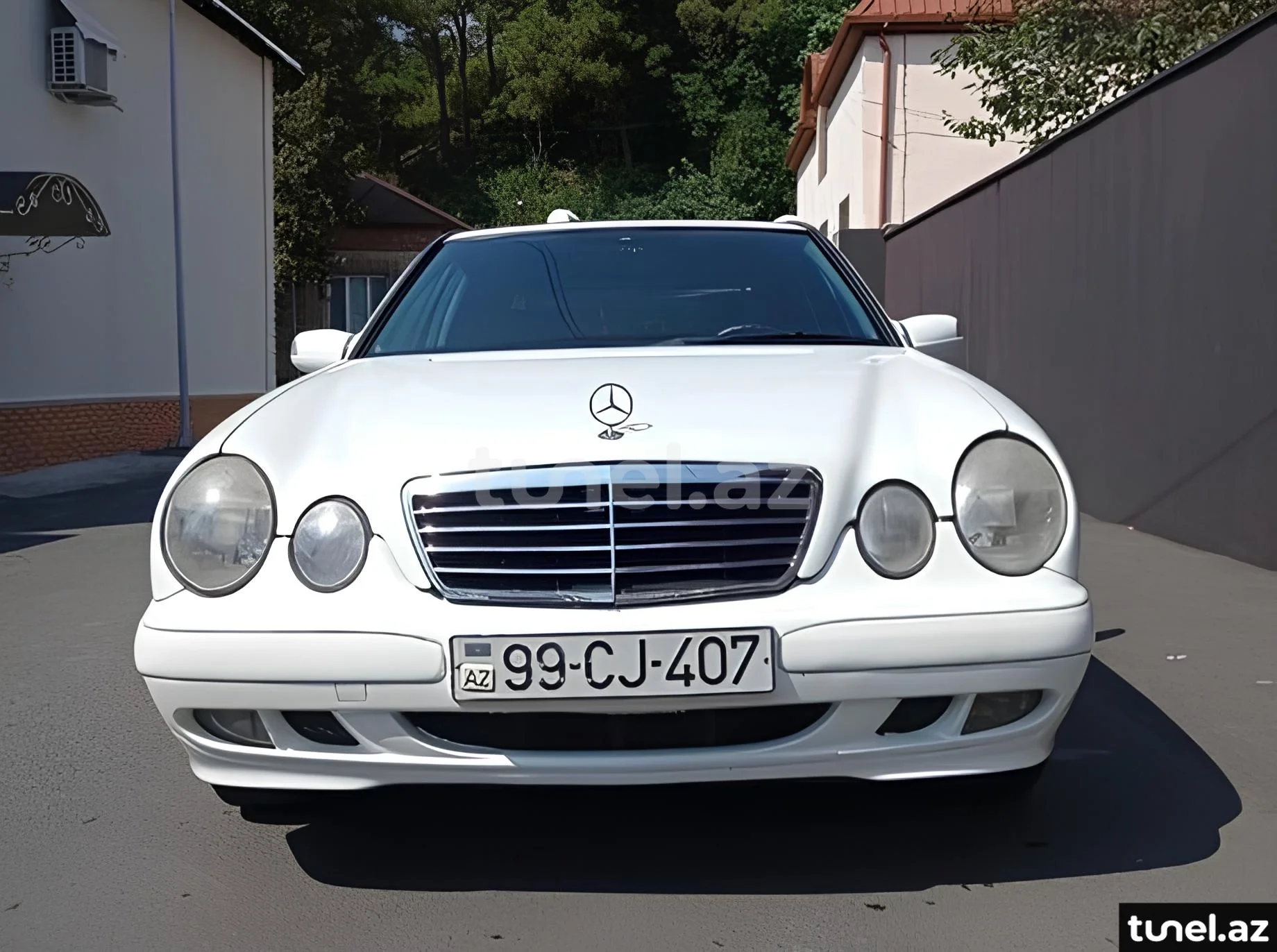 Mercedes E 240 1999