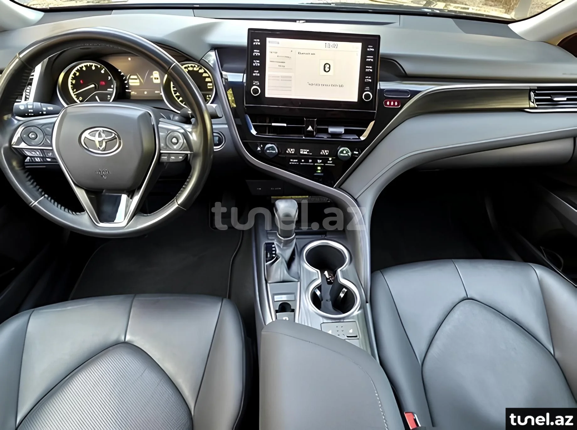 Toyota Camry 2021