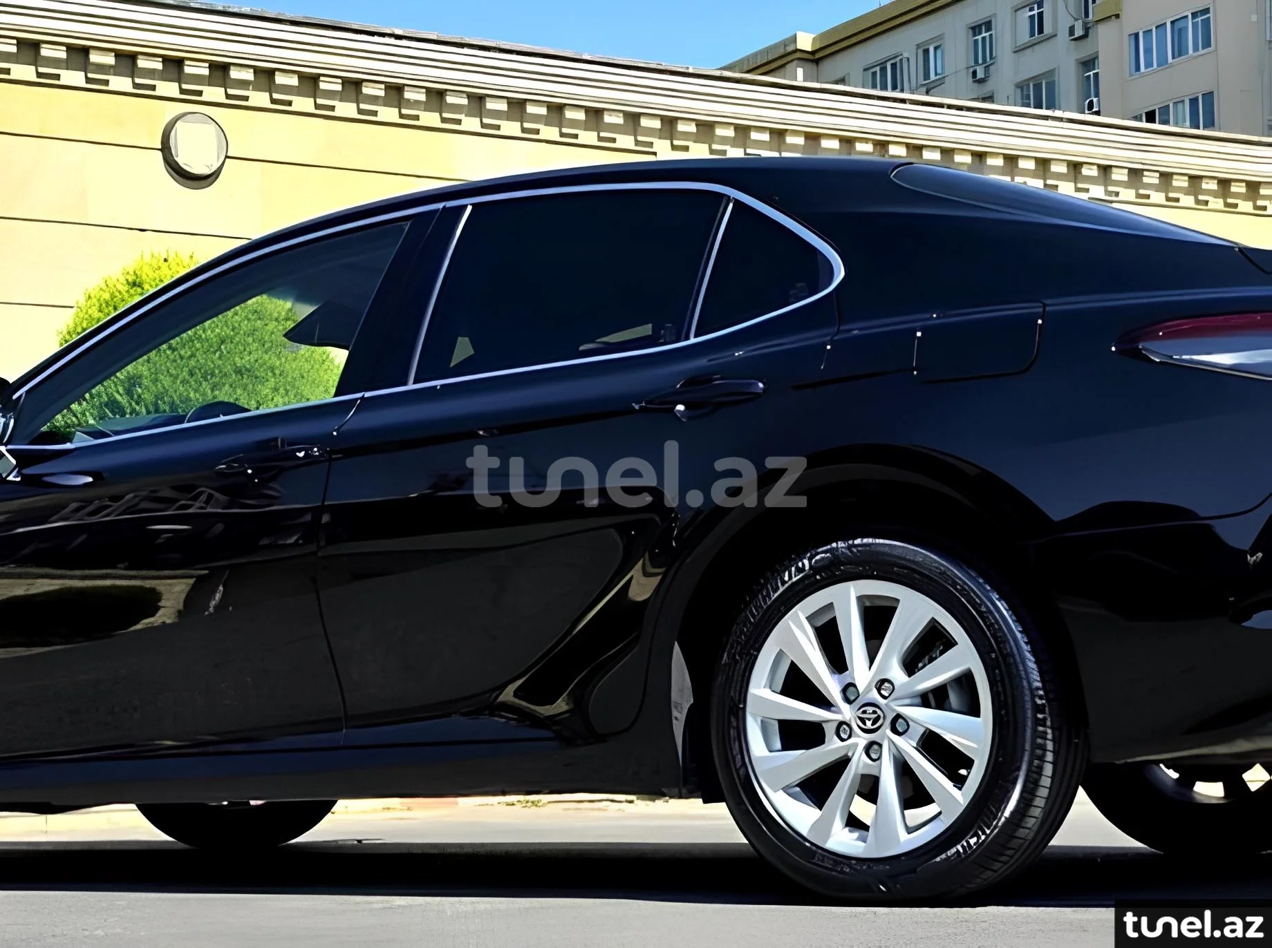 Toyota Camry 2021