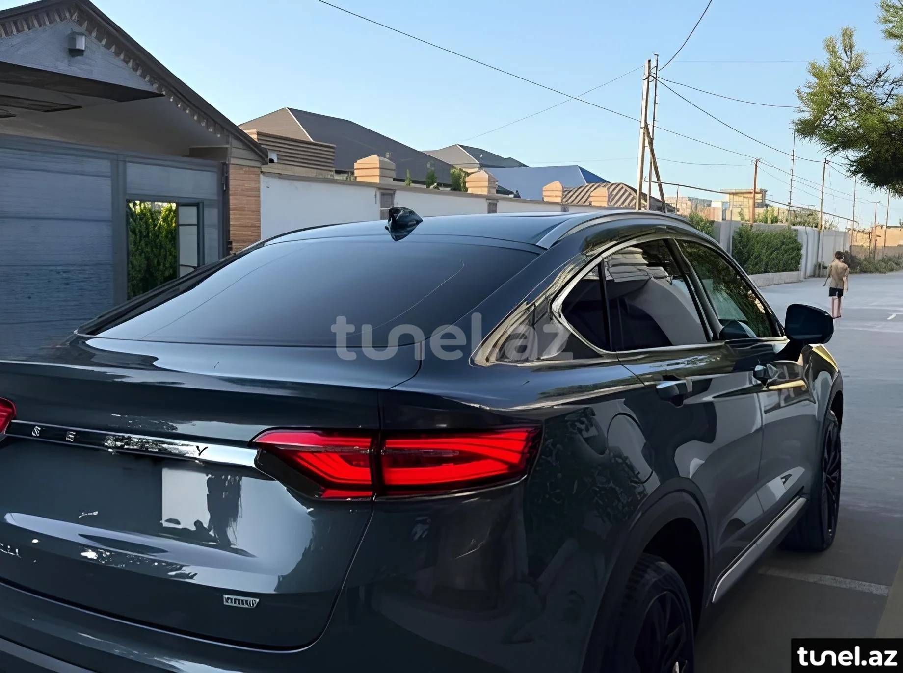 Geely Tugella 2022