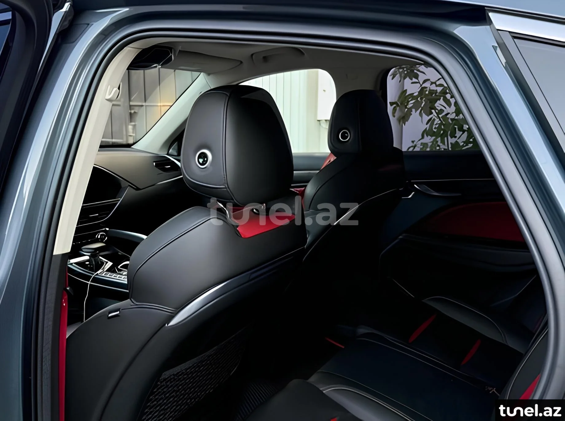 Geely Tugella 2022