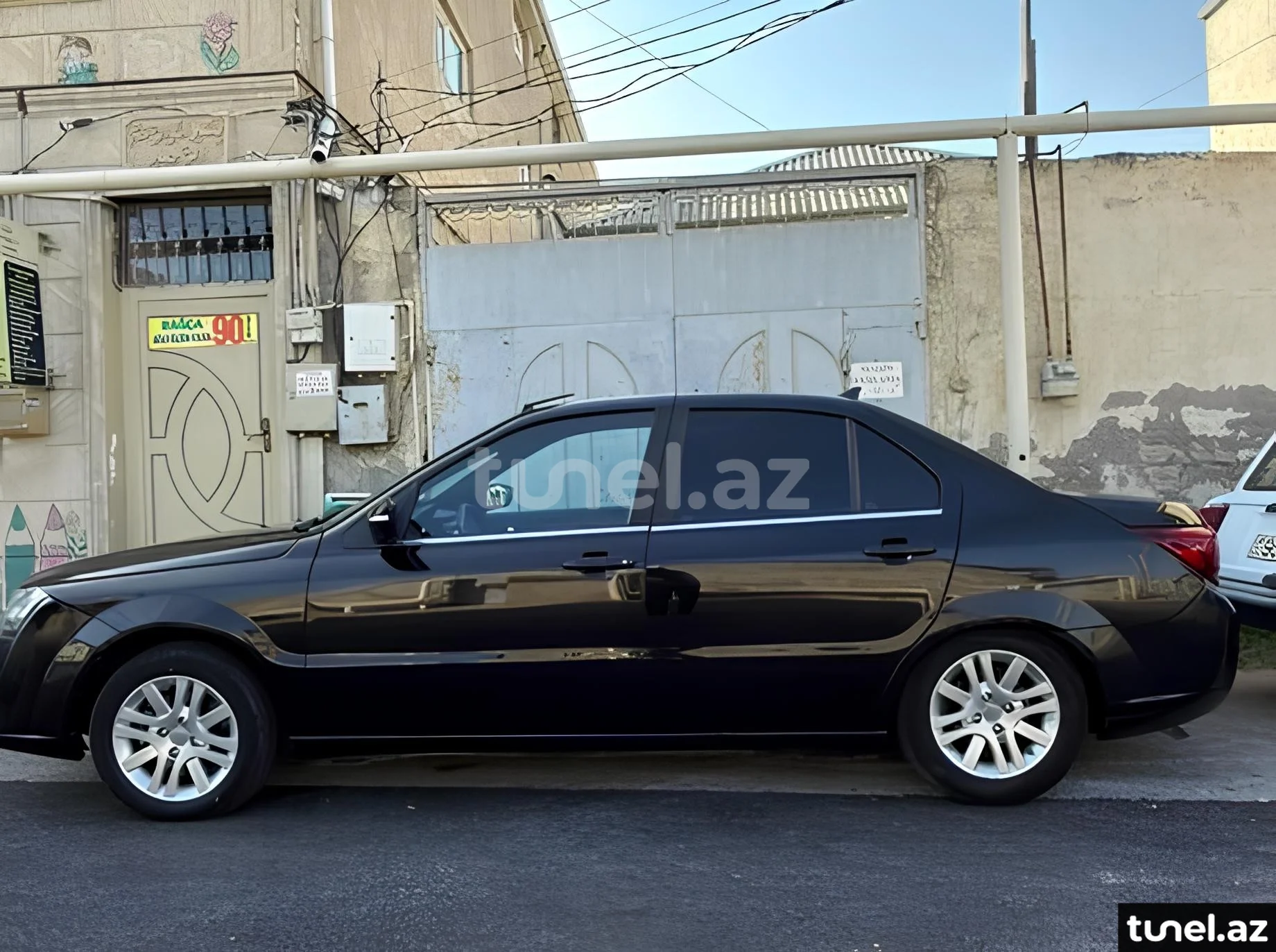 Khazar SD 2020