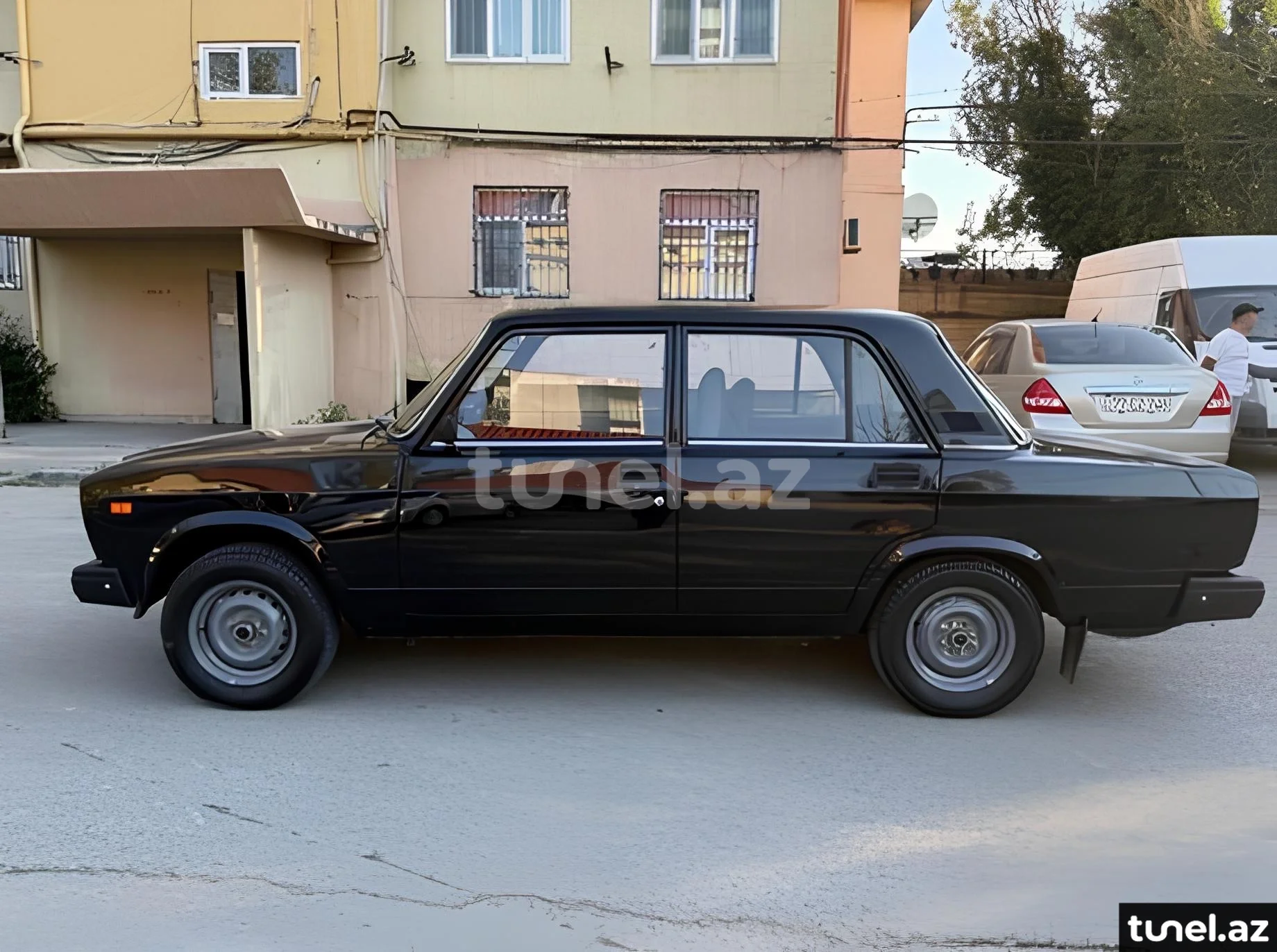 LADA (VAZ) 2107 2011