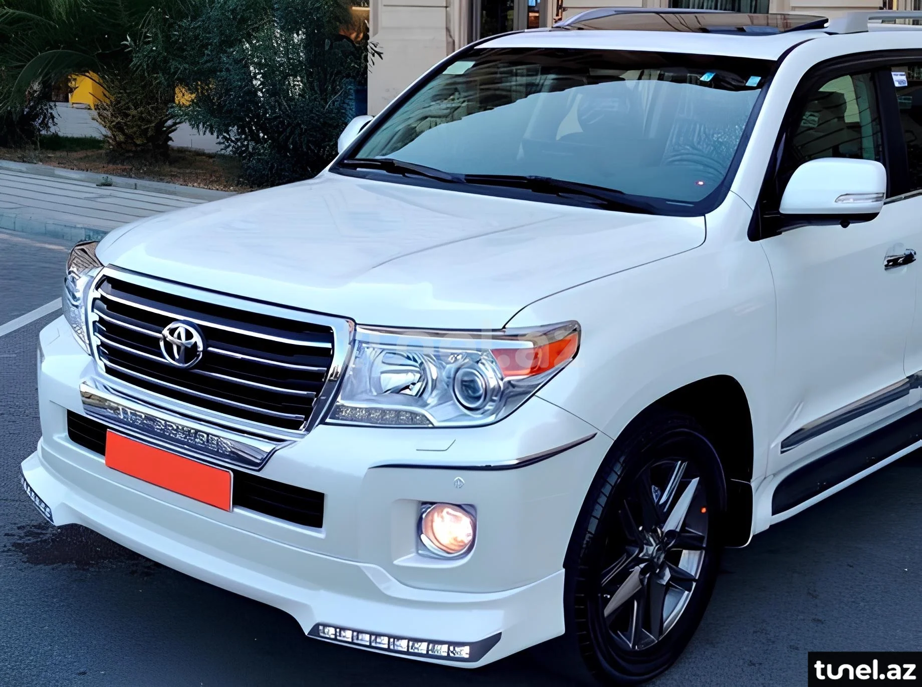 Toyota Land Cruiser 2013