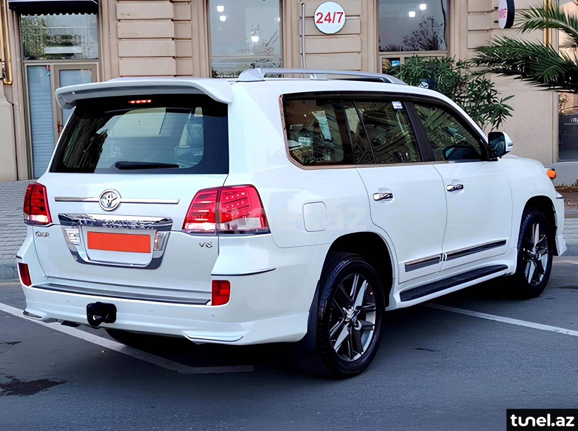 Toyota Land Cruiser 2013