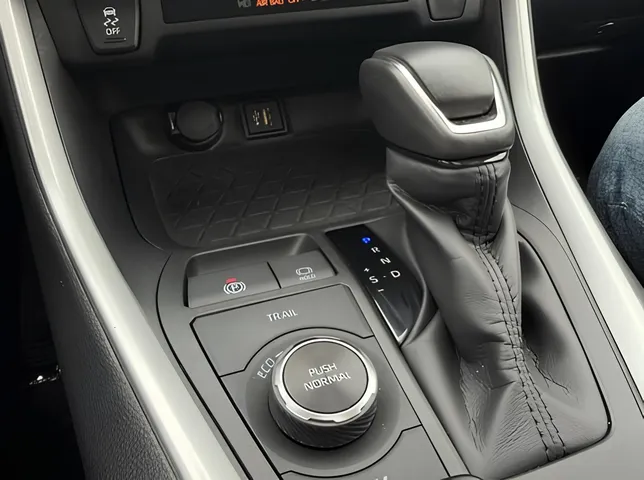 Toyota RAV4, 2.5 L, 2024 i̇l, 7 900 km, Bakı - Qiymət: 61 000 ₼ - Tunel.az