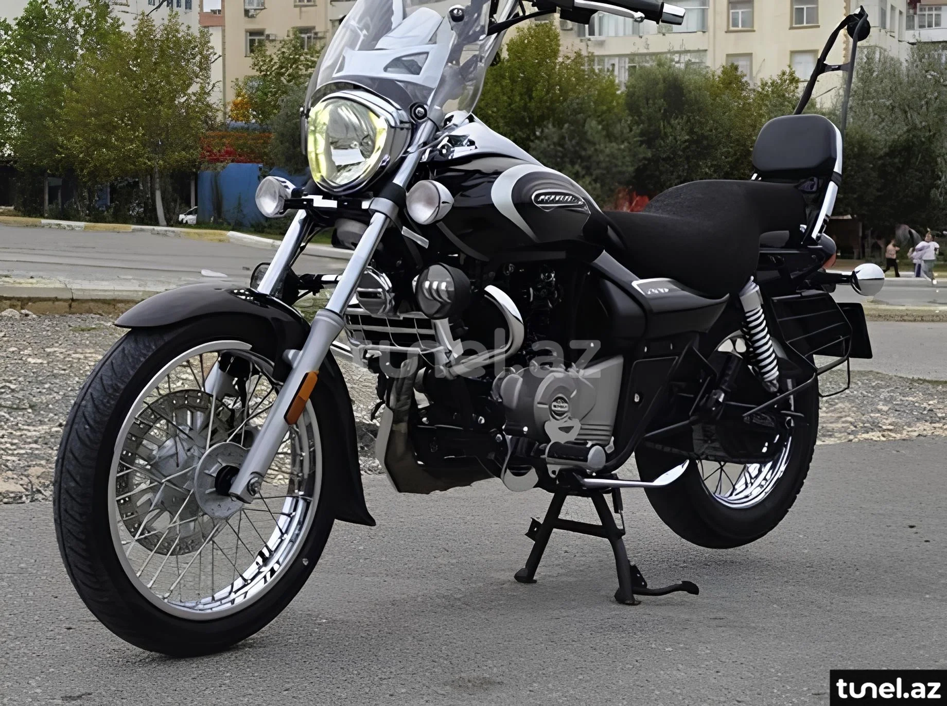 Bajaj Avenger 220 2021