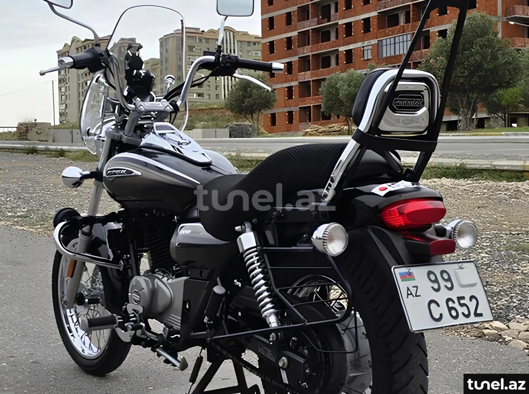 Bajaj Avenger 220 2021