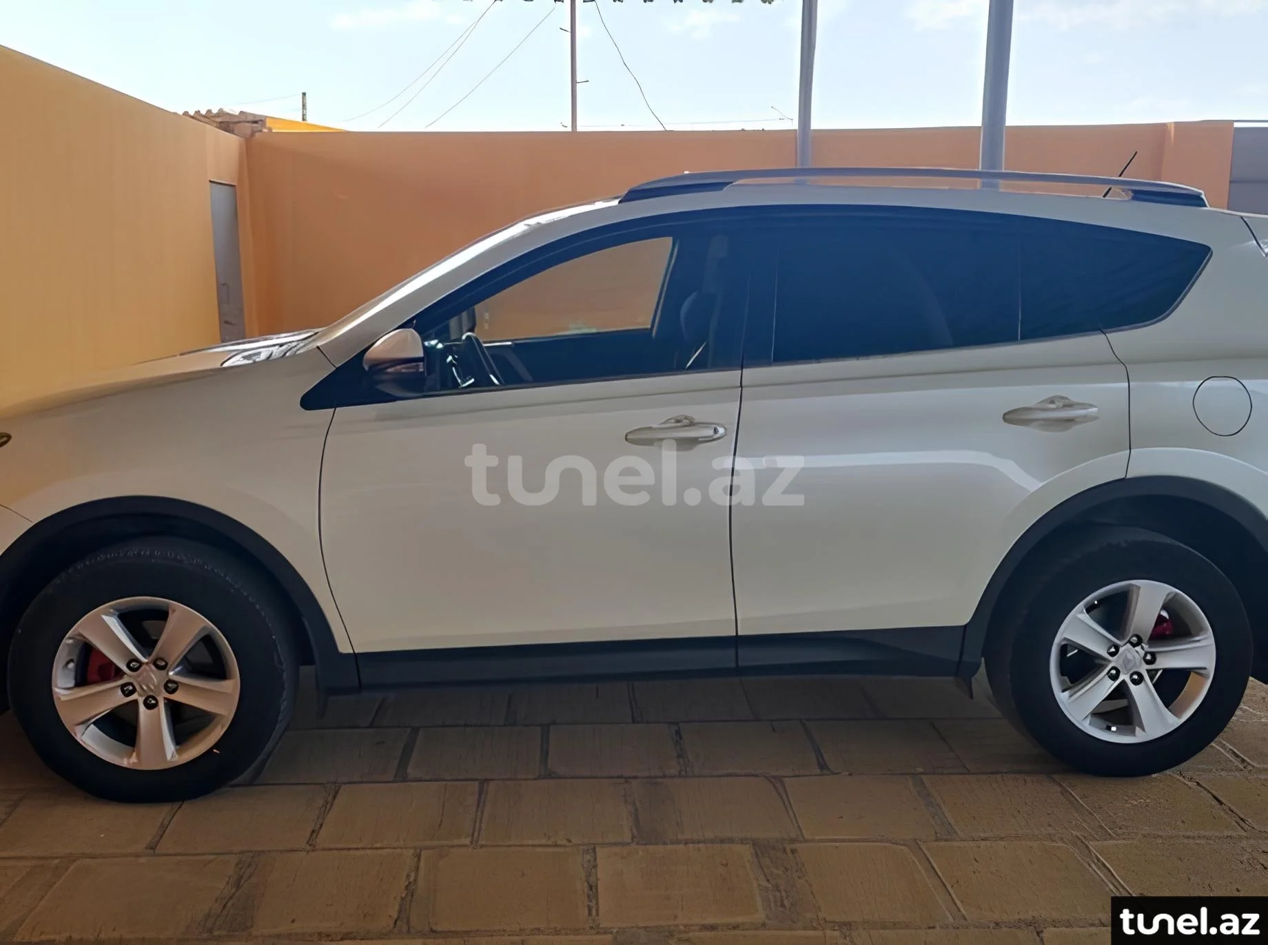 Toyota RAV4 2014