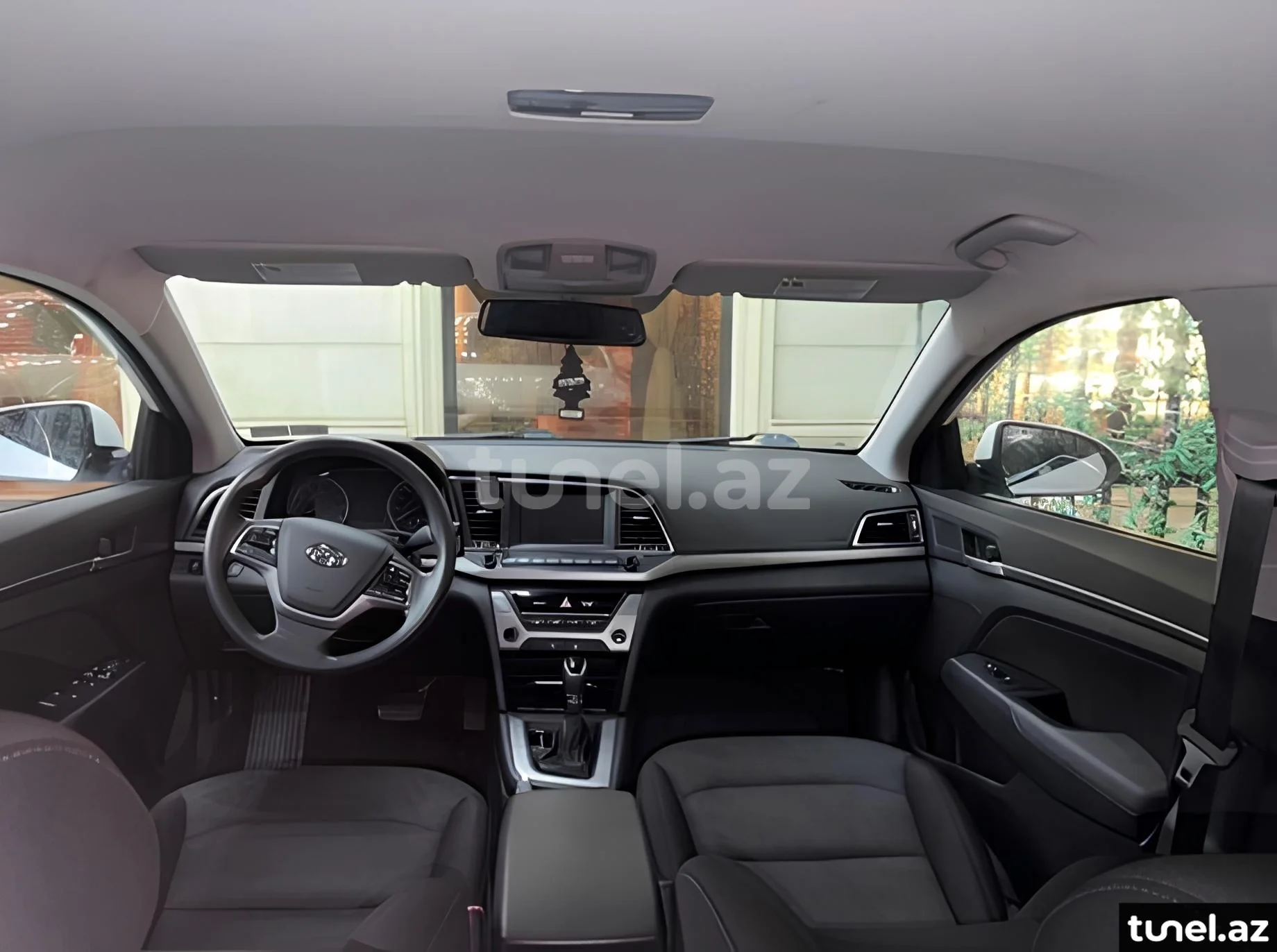Hyundai Elantra 2017