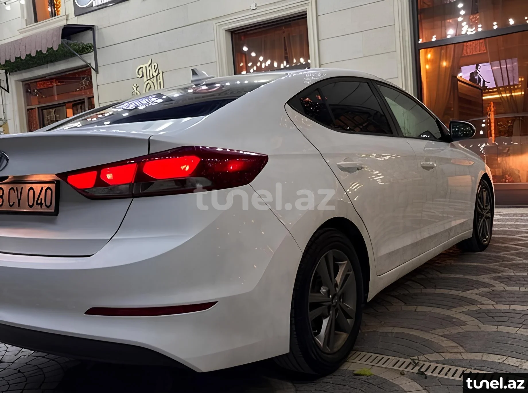 Hyundai Elantra 2017