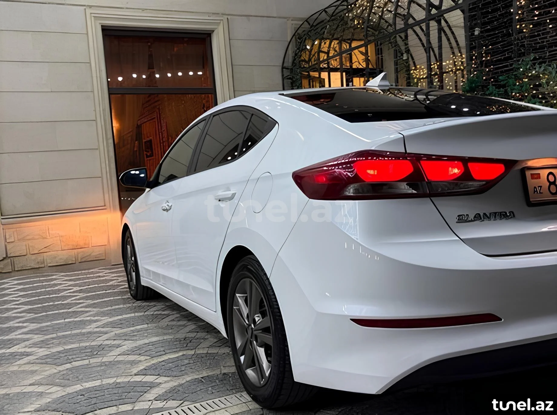 Hyundai Elantra 2017