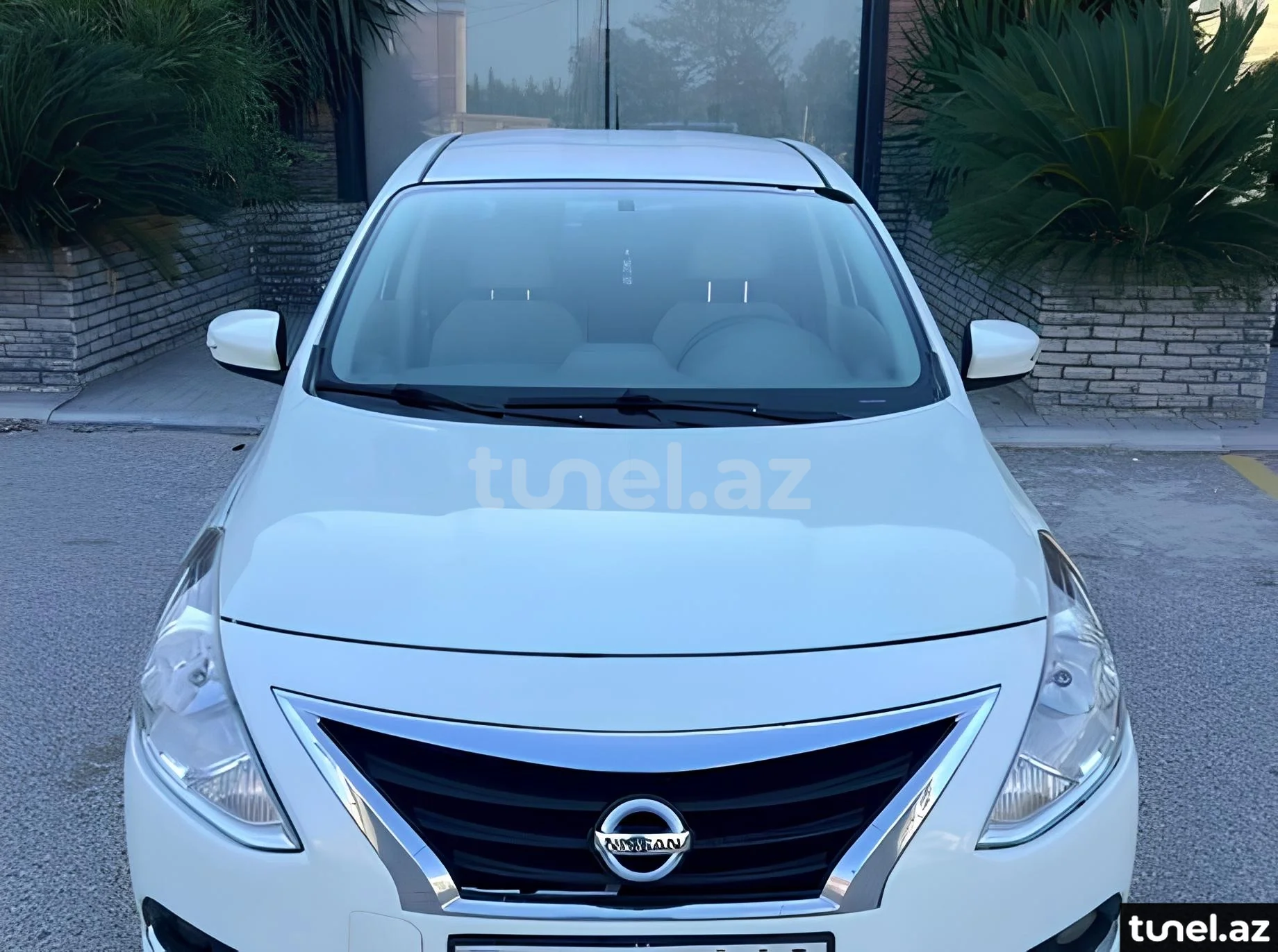 Nissan Sunny 2014