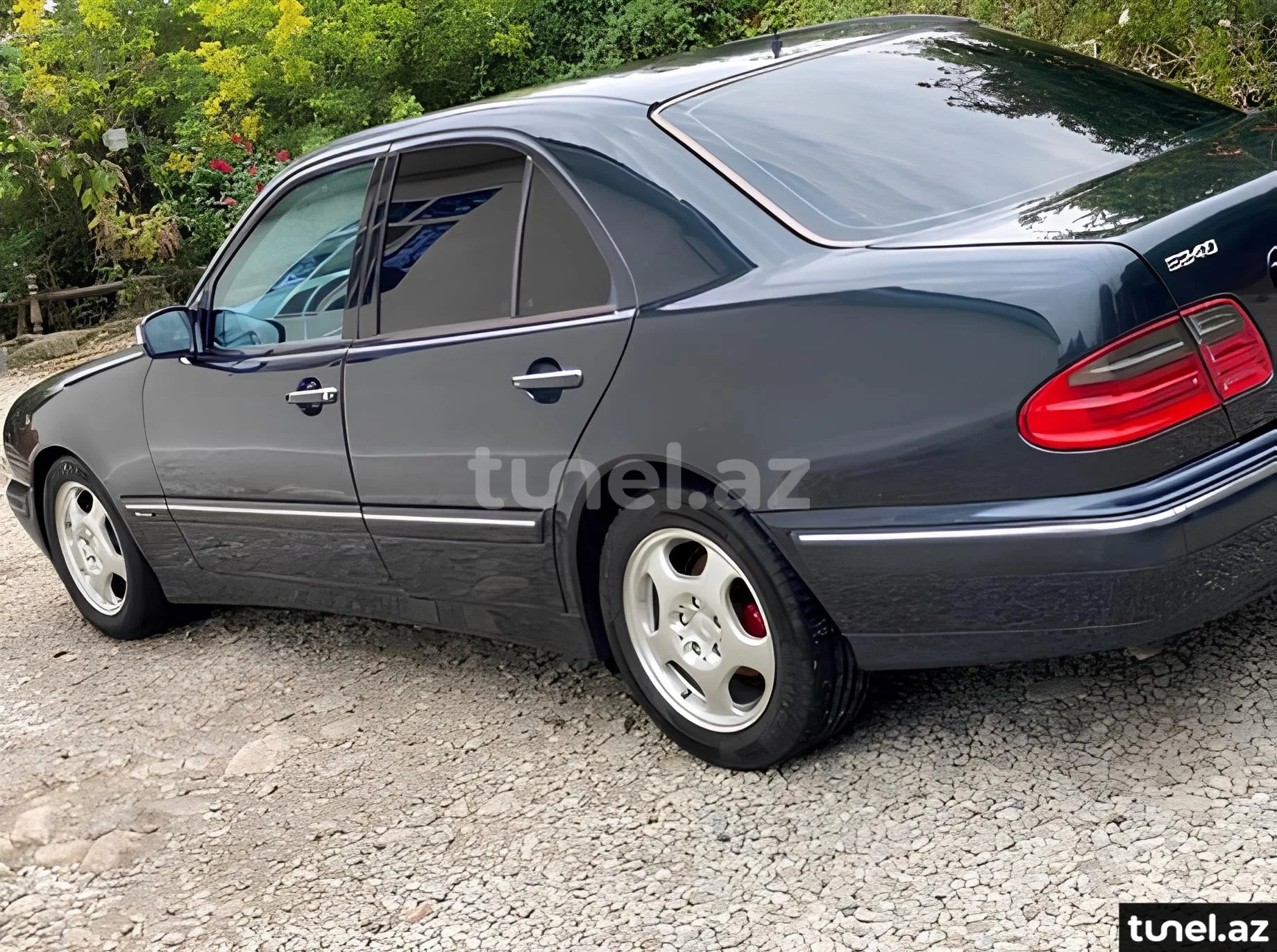 Mercedes E 240 1999
