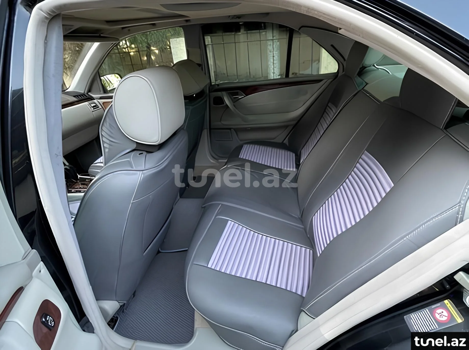 Mercedes E 320 2001