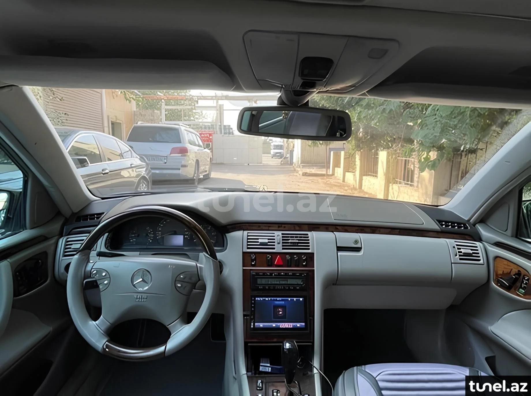 Mercedes E 320 2001